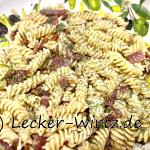 Nudelsalat mit Salami