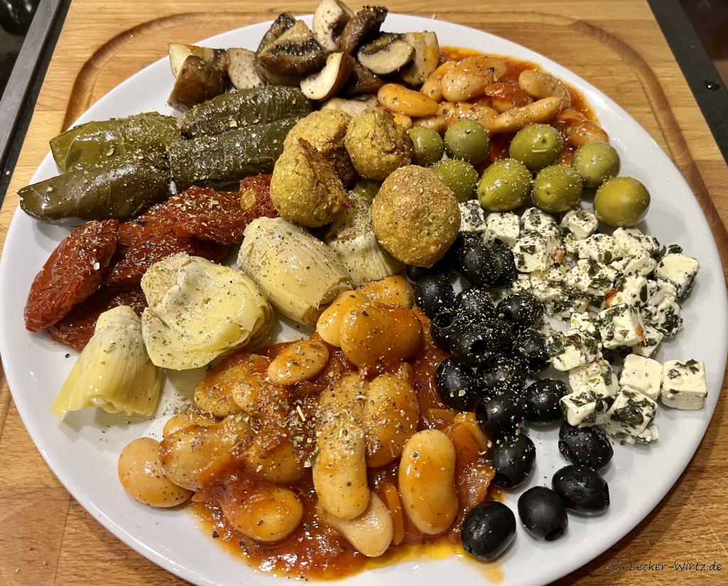 Mezze Teller - Vorspeisen aus dem Nahen Osten und Persien