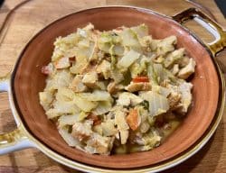 Chinakohl mit Hühnchen in Kokosmilch