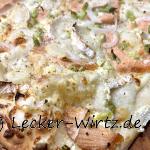 Pizza Bianca mit Lachs und Ziegenkäse