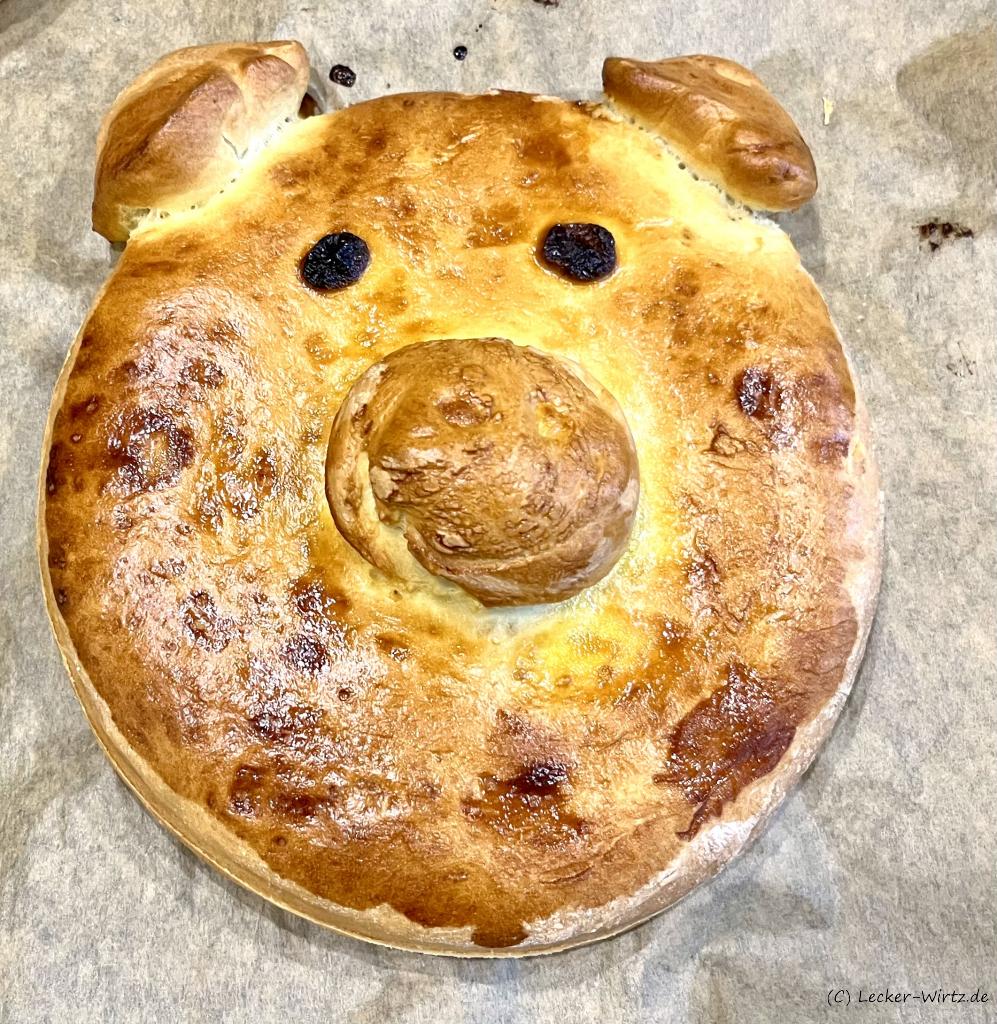 Glücksschwein zu Neujahr backen