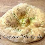 Pizza Pane mit Olivenöl und Rosmarin