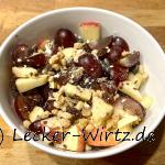 Müsli mit Apfel und Weintraube
