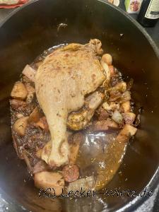 und die Gänsekeulen hinzugeben