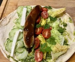 Dürüm-Bratwurst Rolle