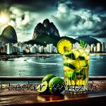 Ein Caipirinha auf einem Tisch mit Blick über die Copa Cabana, im Hintergrund der Zuckerhut und die Skyline von Rio de Janeiro