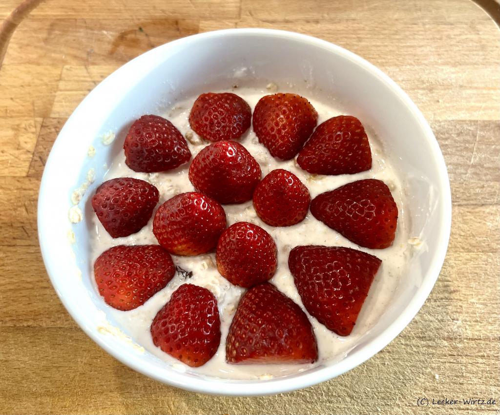Müsli mit Erdbeeren