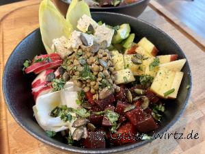 Chicorée Salat mit Linsen und Äpfeln