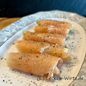 Lachs-Spargelröllchen