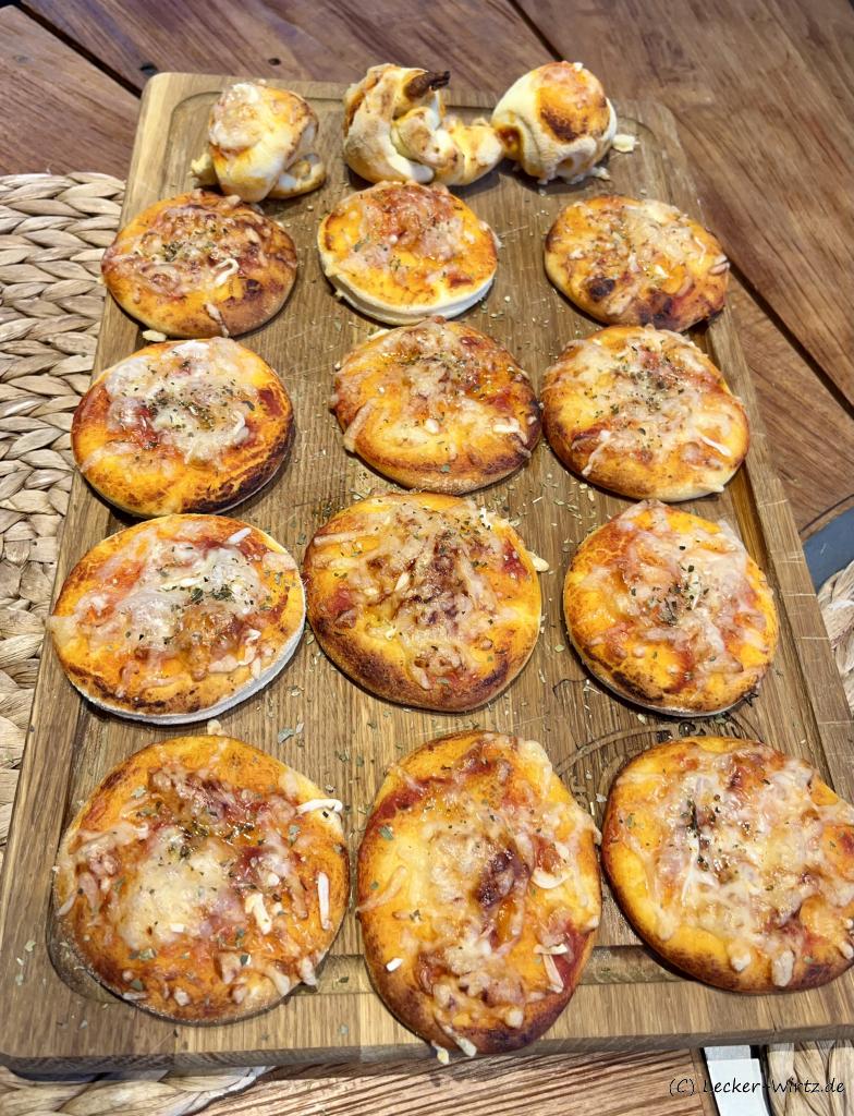 Pizzette formagio - Mini-Pizza mit Käse