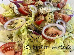 Gemischter Salat mit Sardinen