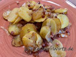 Bratkartoffeln mit Speck und Zwiebeln