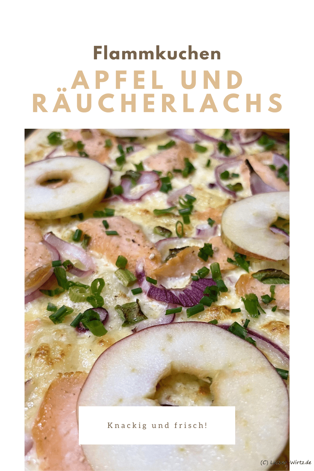 Flammkuchen mit Apfel und Räucherlachs