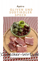 Sommerausklang auf der Terrasse – Oliven und Südtiroler Speck
