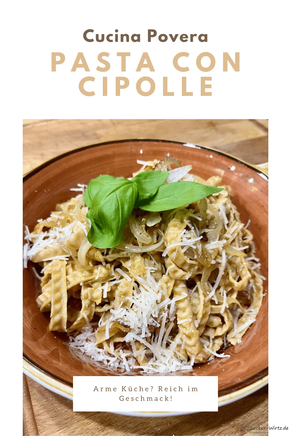 Pasta con cipolle - Nudeln mit geschmorten Zwiebeln