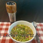 Erbsensuppe mit Kresse