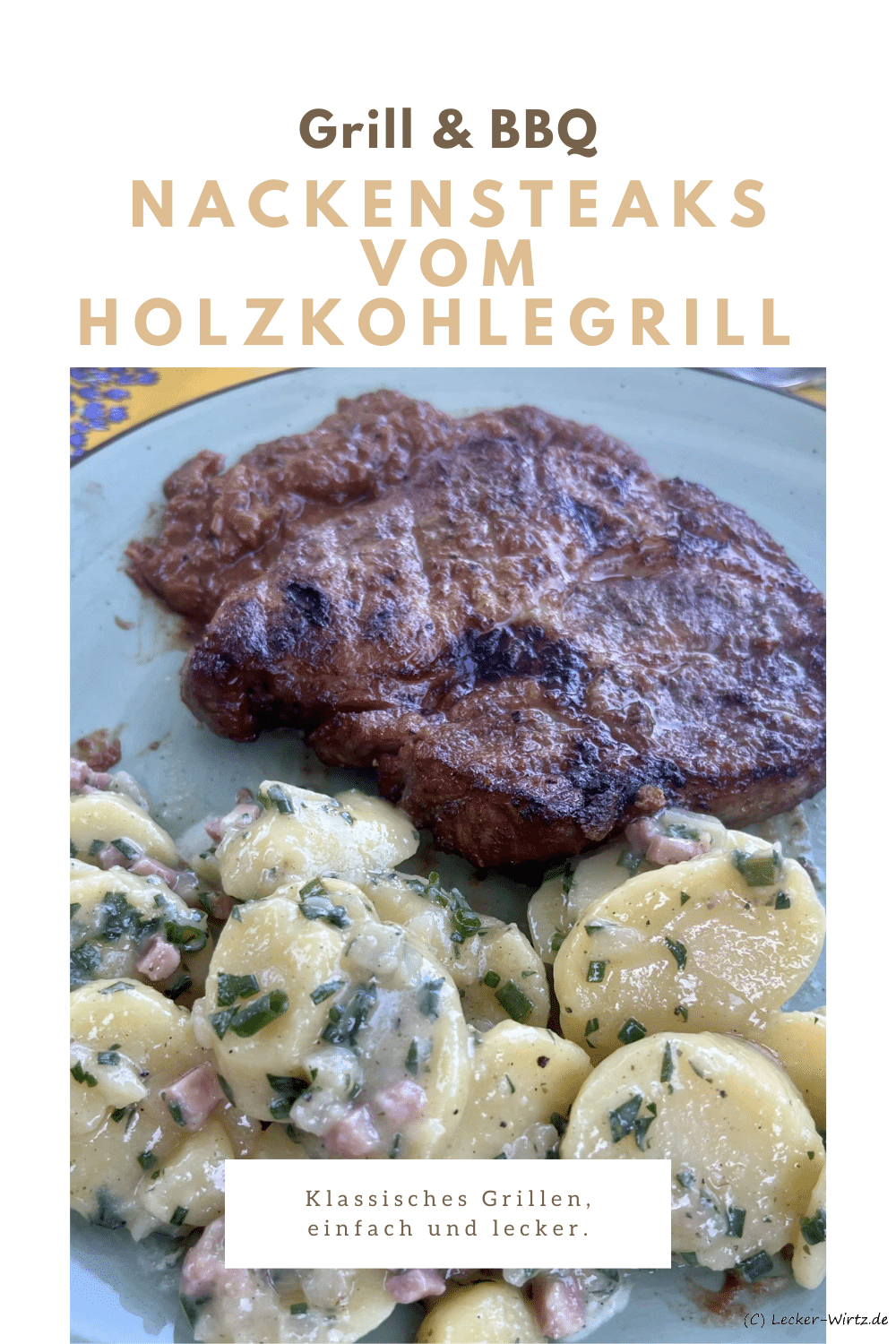 Nackensteaks vom Holzkohlegrill mit Kartoffelsalat