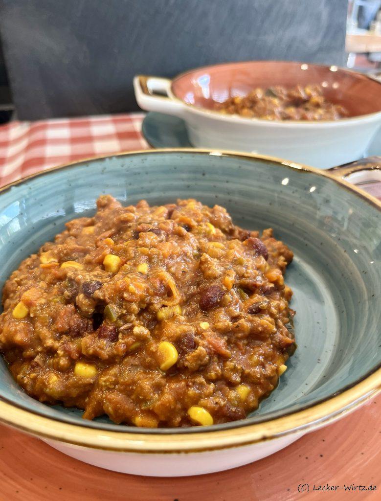 Chili con carne kreolisch mit "Holy Trinity" und Jalapeño