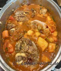 Kalbsbeinscheiben schmoren lassen