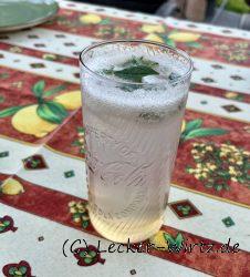 Lemon-Mince Tonic - Mocktail