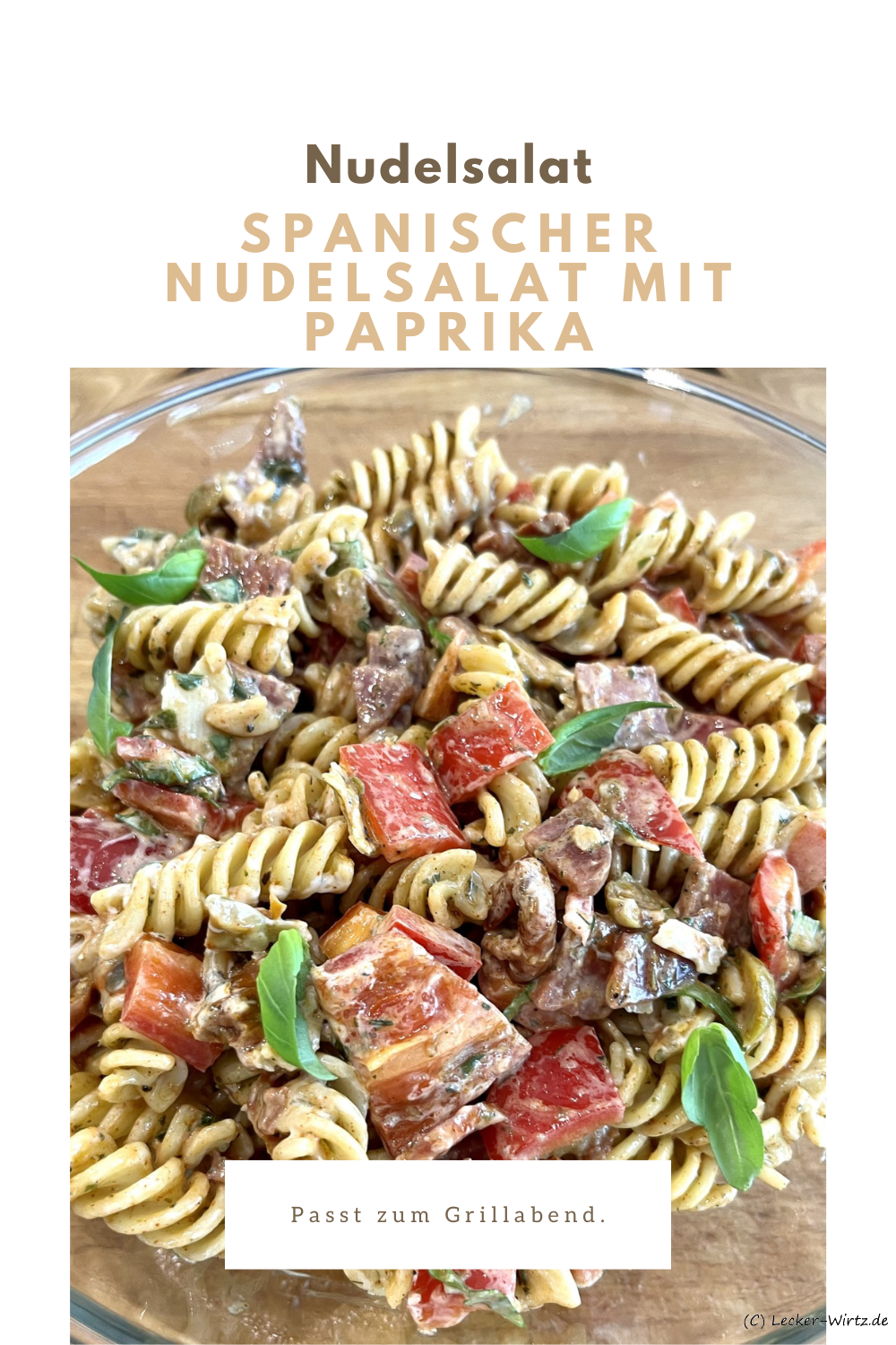 Spanish pasta salad with paprika