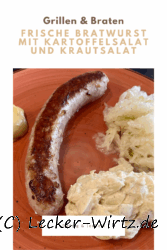 Frische Bratwurst mit Kartoffelsalat und Krautsalat