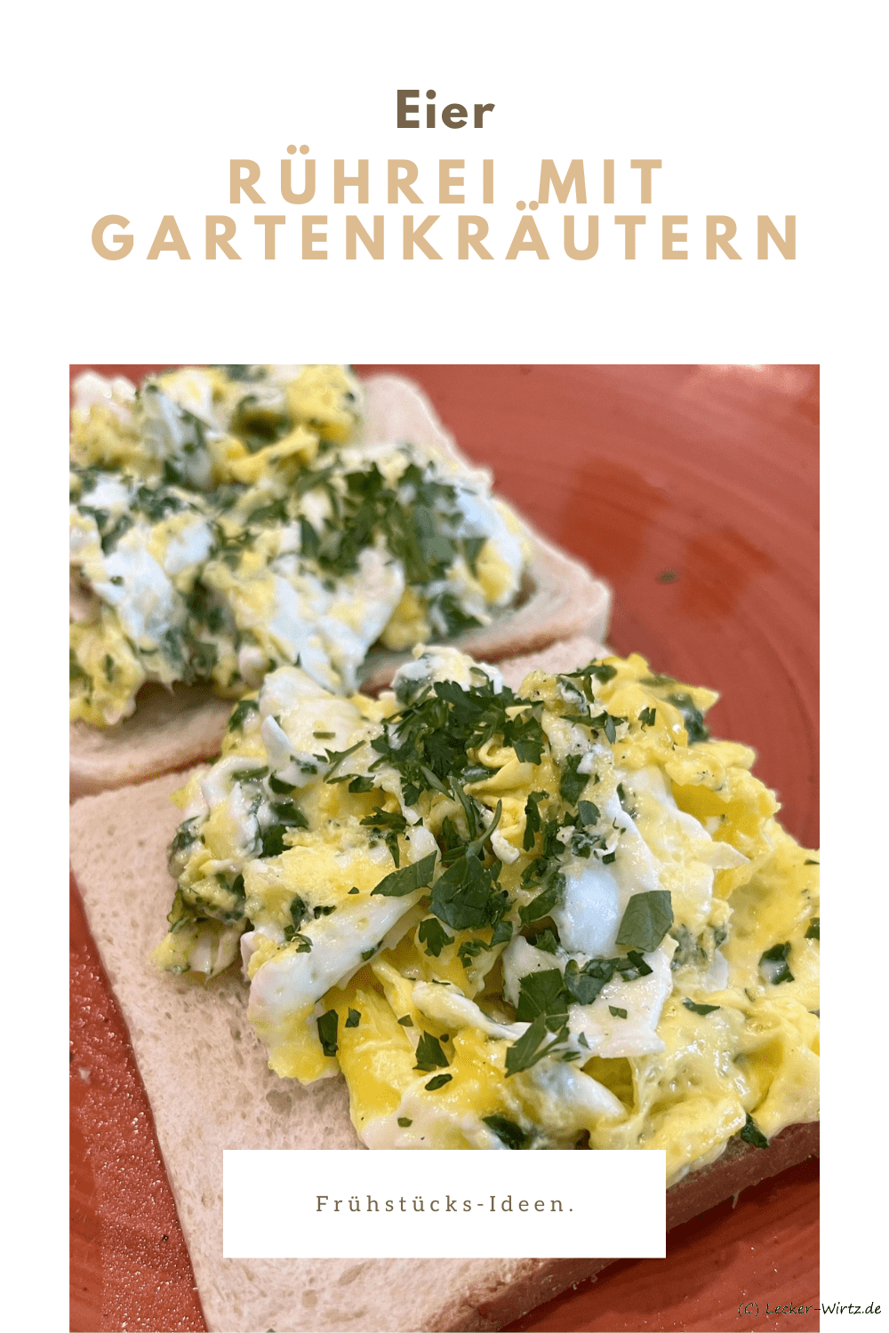 Rührei mit Gartenkräutern