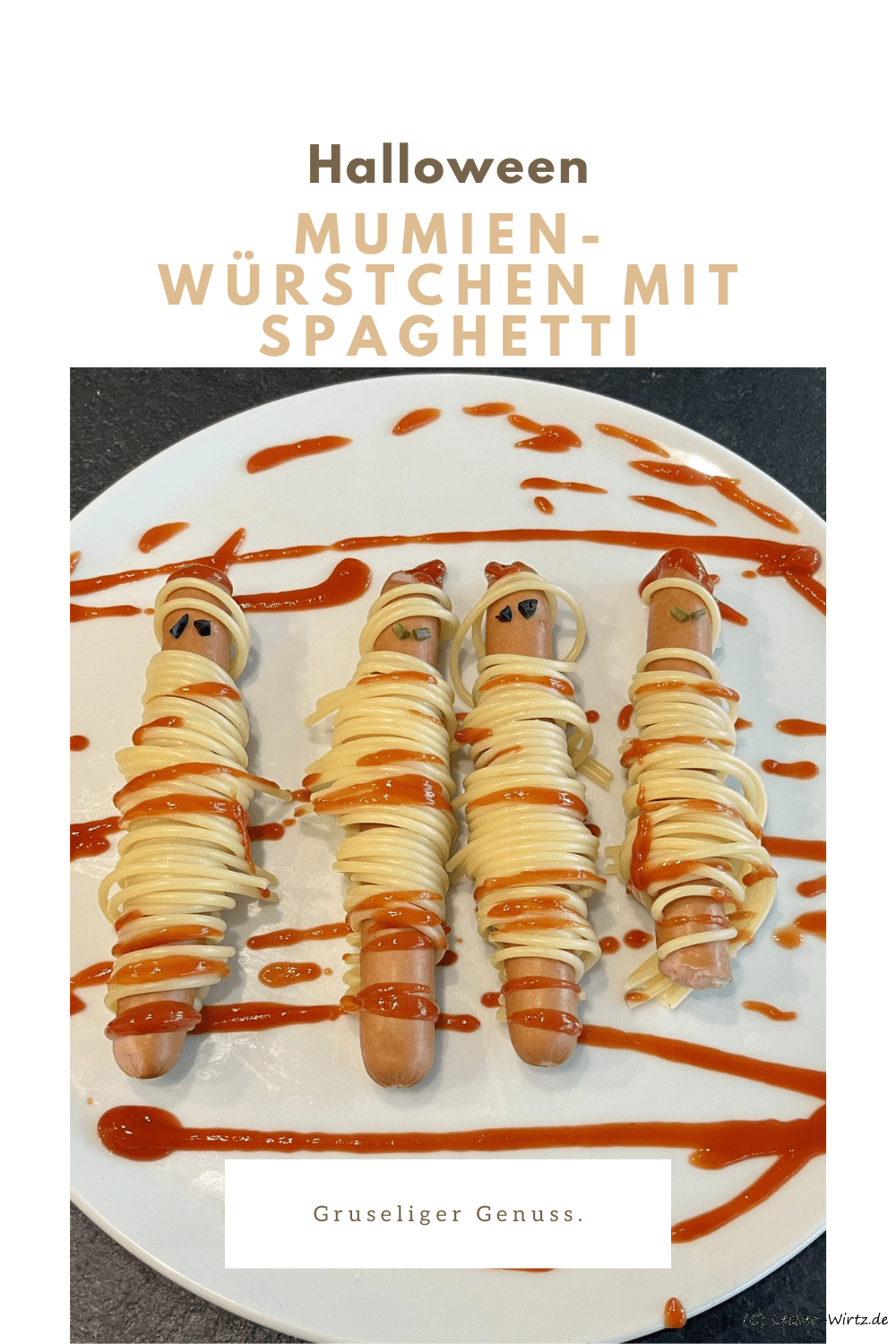 Mumien-Würstchen mit Spaghetti