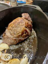 Sauerbraten anbraten