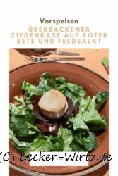 Überbackener Ziegenkäse auf roter Bete und Feldsalat