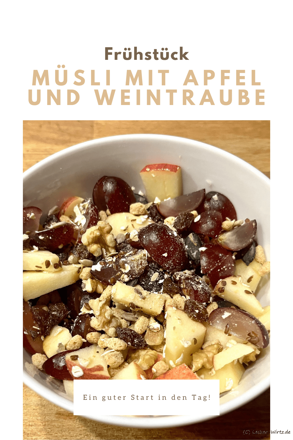 Müsli mit Apfel und Weintraube