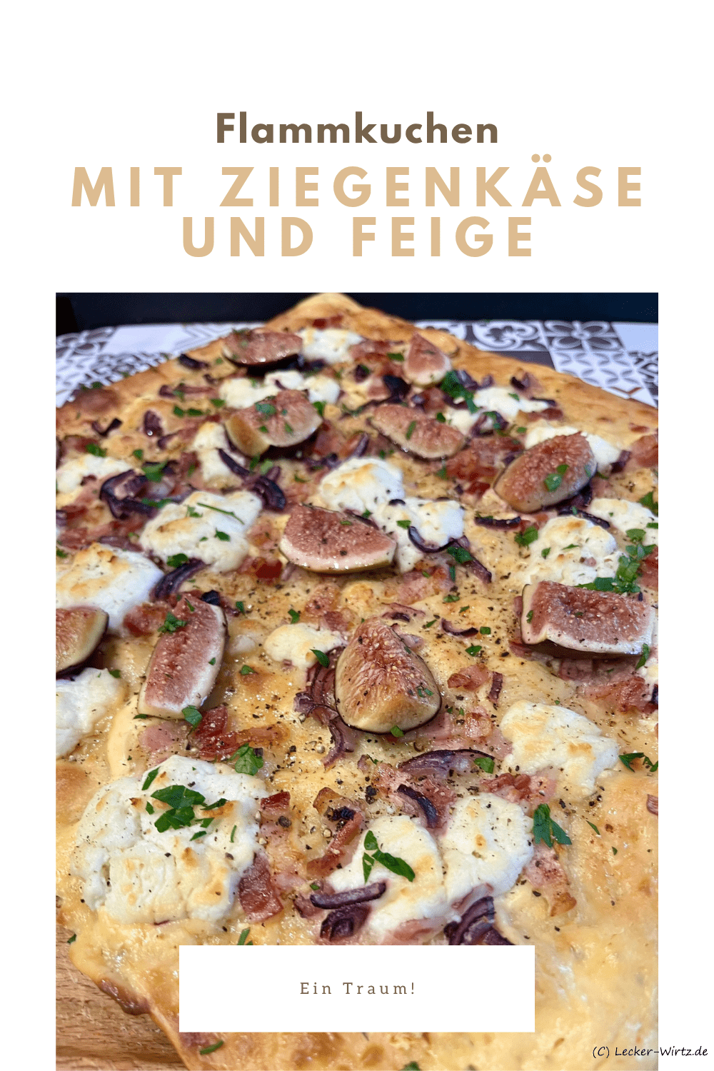 Flammkuchen mit Ziegenkäse und Feige