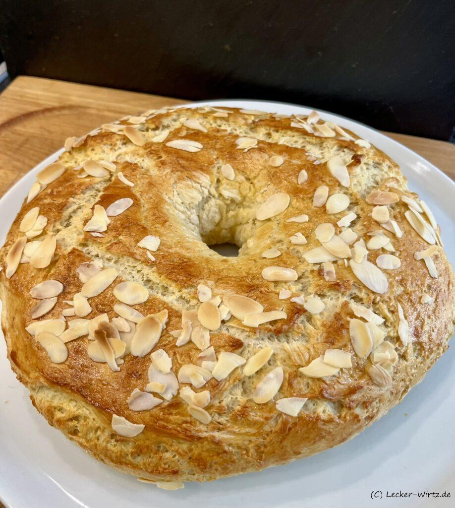 Pogne de Romans - französisches Osterbrot