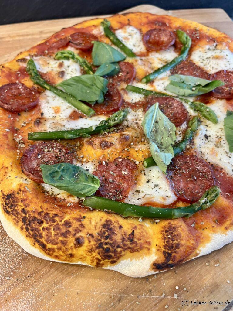 Pizza salsiccia é asparagi