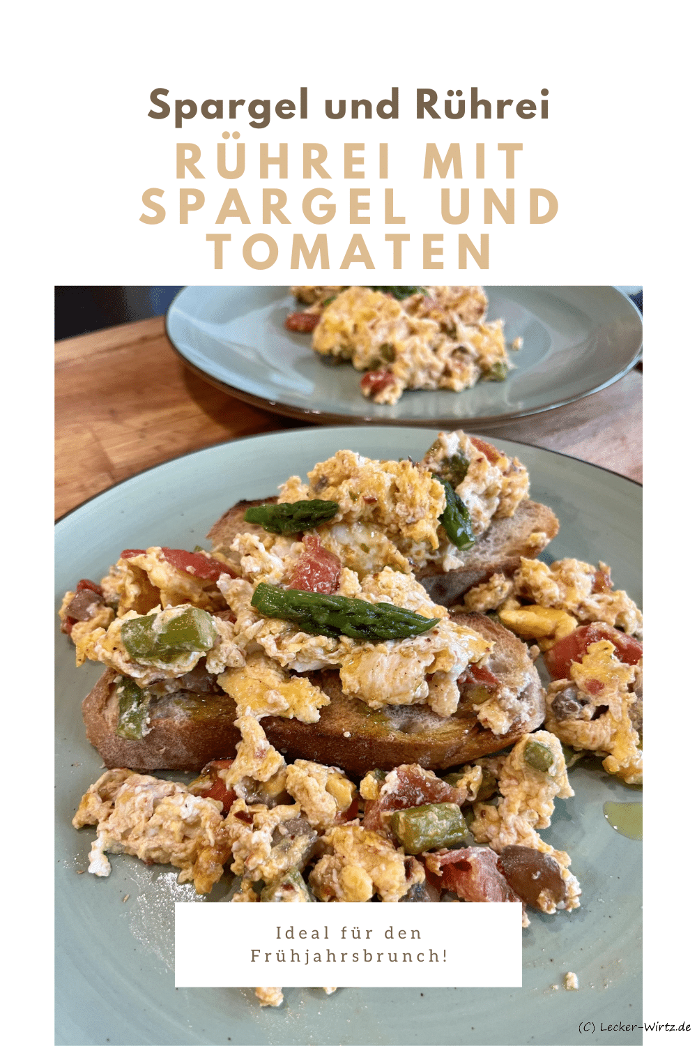 Rührei mit Spargel und Tomaten